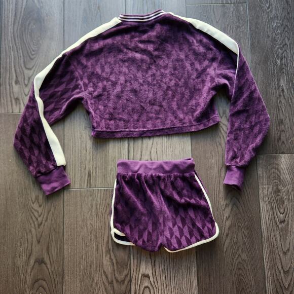 Kith Kids Cropped Velour Soccer Sweatshirt and shorts, xs - Picture 6 of 6